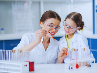 Día Internacional de la Mujer y la Niña en la Ciencia