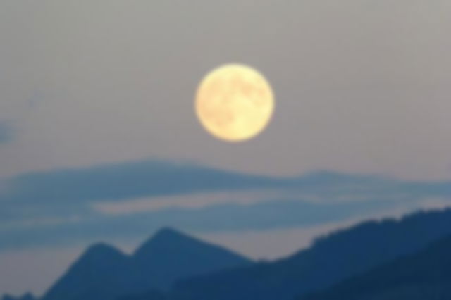 Supermoon in horizon