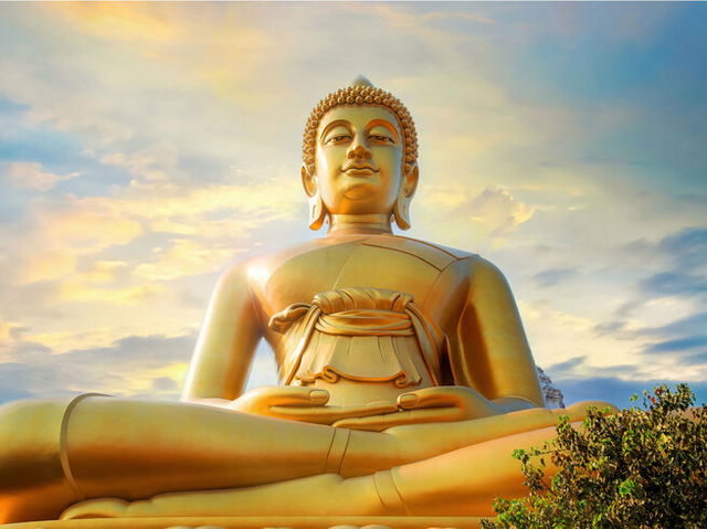 Big Seated Buddha Statue (Buddha Dhammakaya Dhepmongkol) at Wat Paknam Phasi Charoen (temple) in Bangkok, Thailand