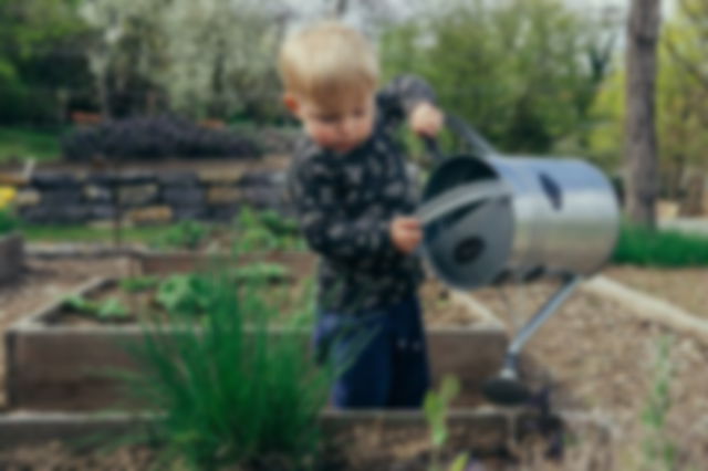 jardinería niño