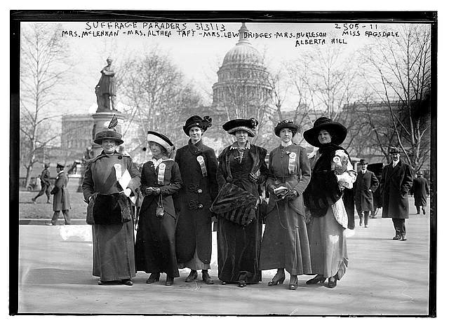 1913 Suffrage paraders