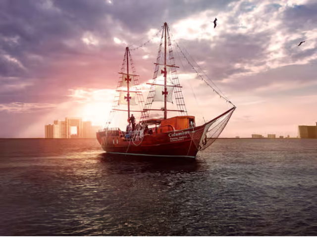 Gale&oacute;n Columbus