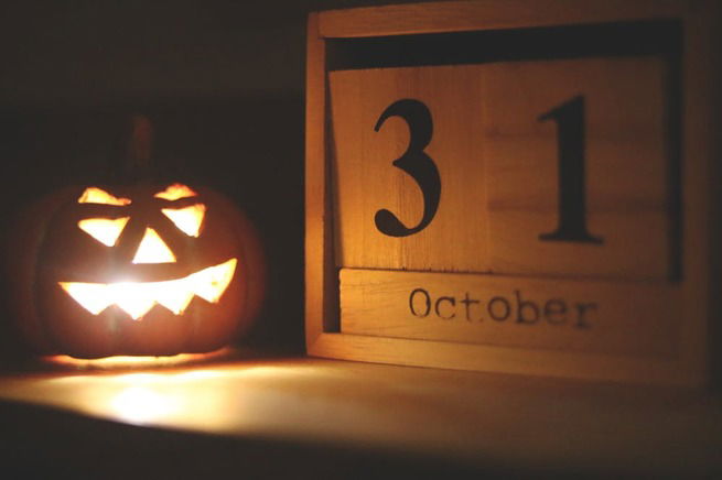 Halloween: 31 de octubre. ยกDescubre su origen y lo que significa! - Calendarr
