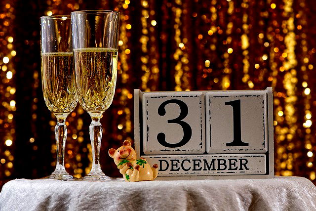 New Year Eve 2022: Why is New Year's Eve celebrated on 31 December